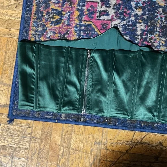 Heiress Emerald Green Satin Corset Top - Picture 2 of 7